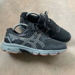 ASICS Gel venture 8s size 8 men’s